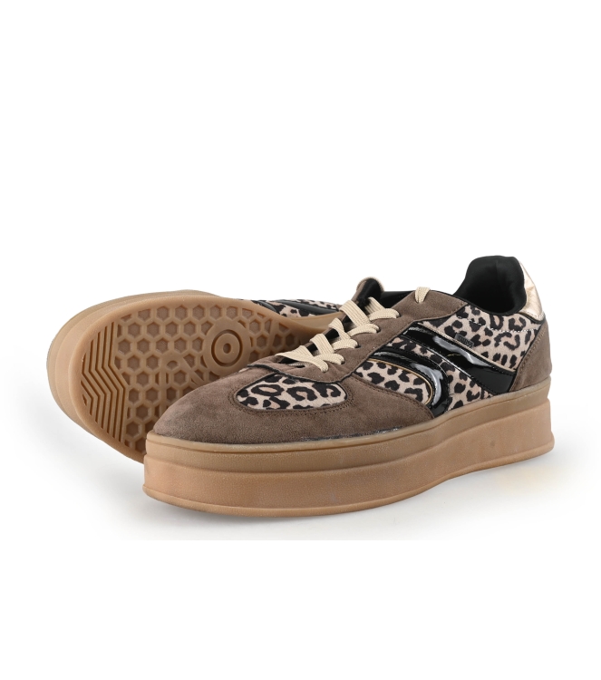 Sub55 Sneakers