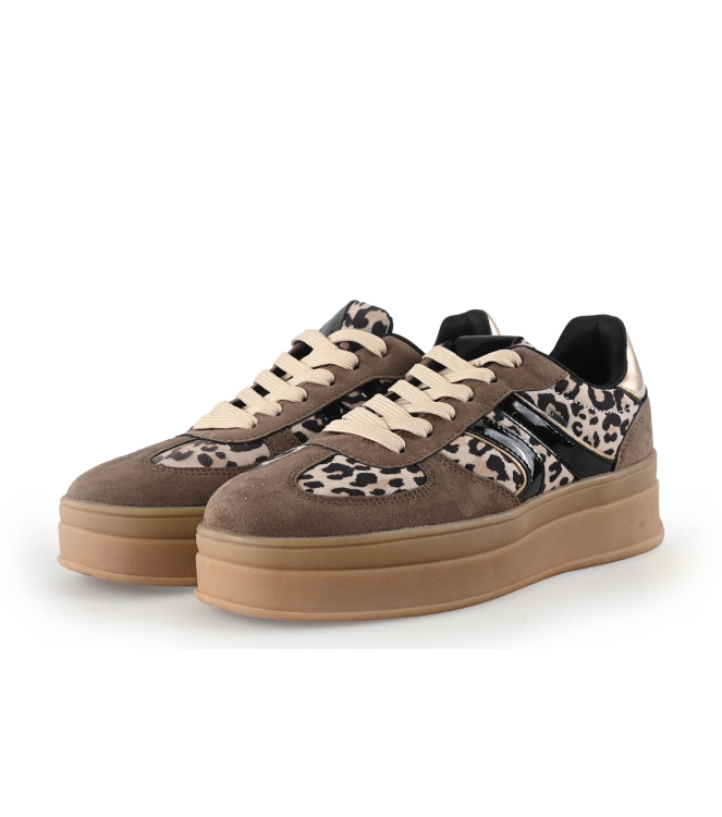 Sub55 Sneakers