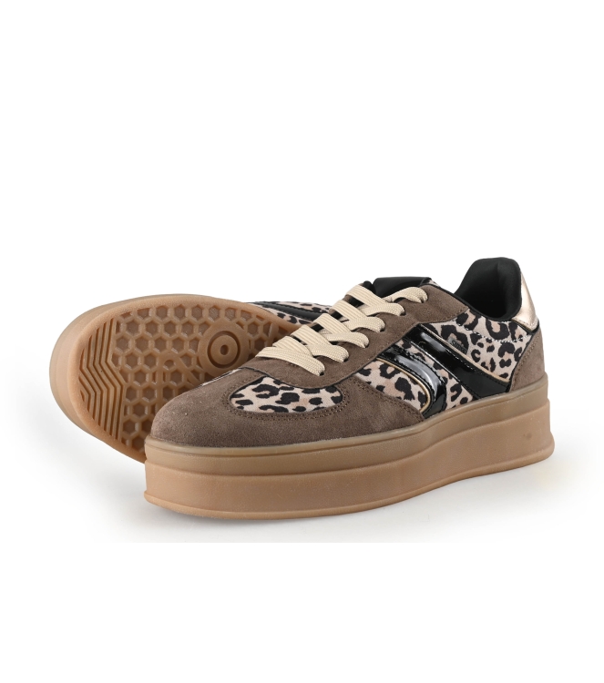 Sub55 Sneakers