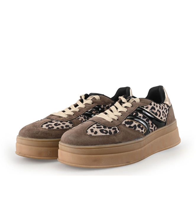 Sub55 Sneakers