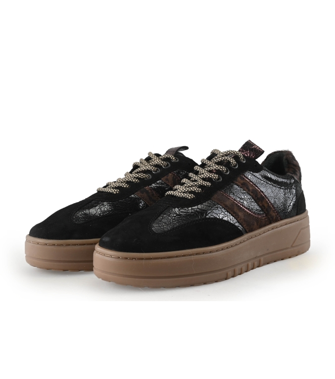 Sub55 Sneakers