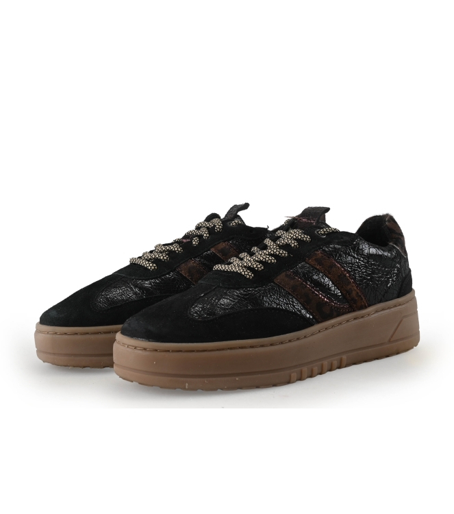 Sub55 Sneakers