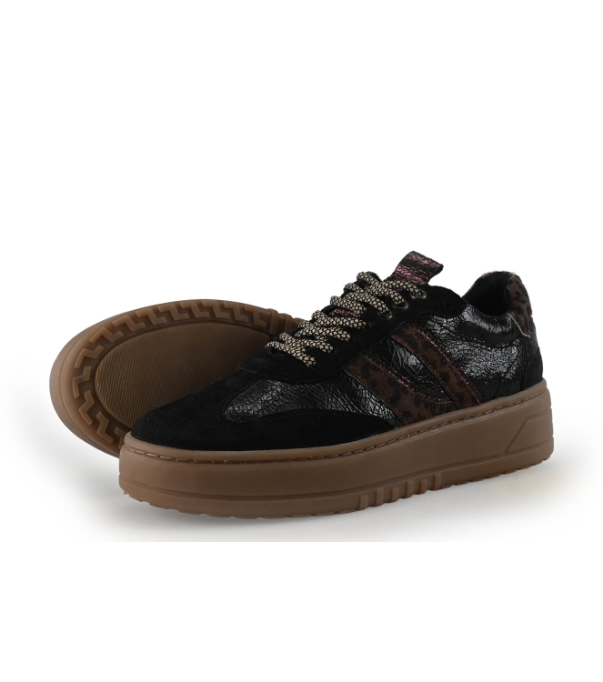 Sub55 Sneakers