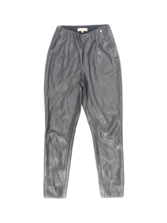 Josh V Broek Zwart 607912
 Maat M
 